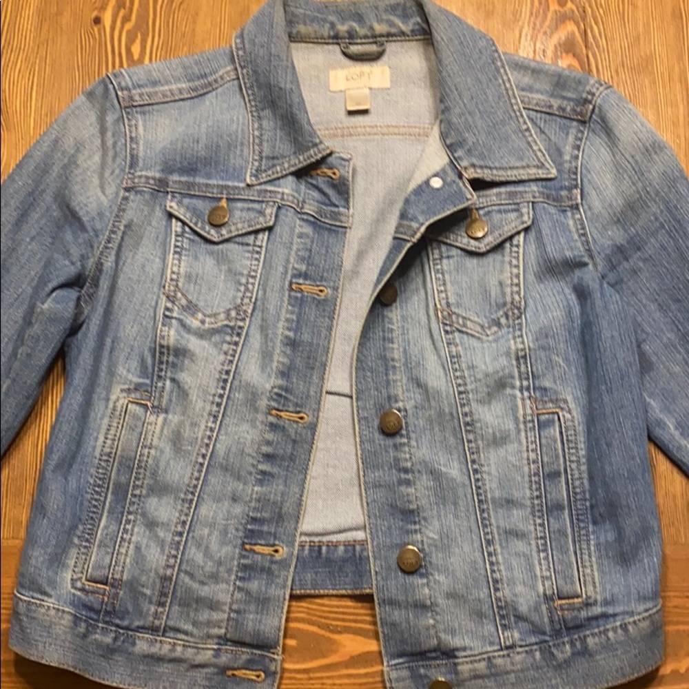 LOFT medium wash denim jacket size XS